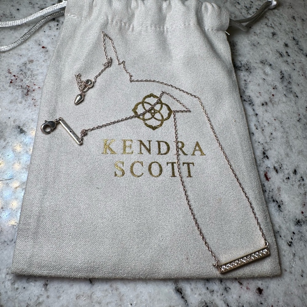 Kendra Scott Addison Rose Gold Bar Pendant Necklace